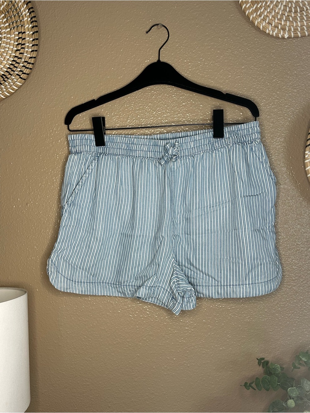 Girls' Light Blue Stripe Casual Pull-On Shorts